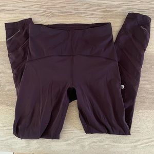 Lululemon purple cropped leggings